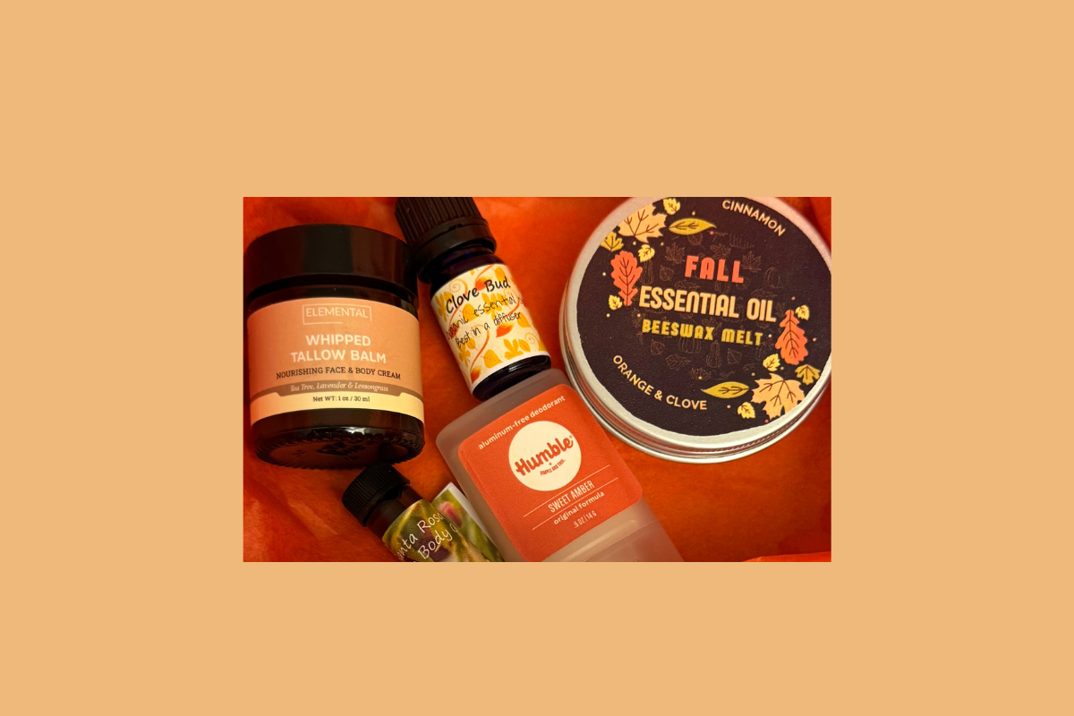November Scent of the Month Club unboxing featuring Autumn Embrace aromatherapy collection