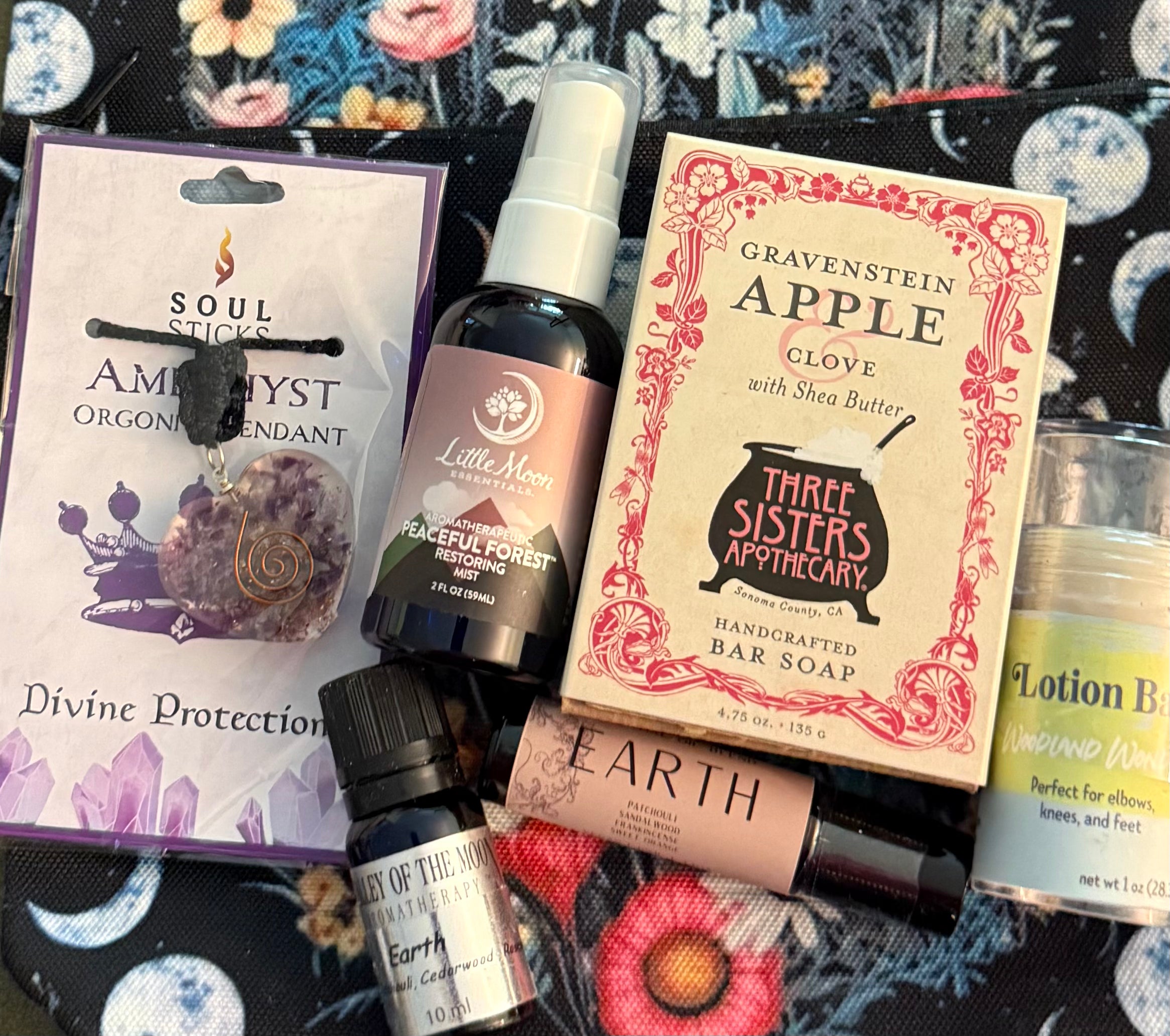 Earth Day Moon Phases Aromatherapy Gift Bag